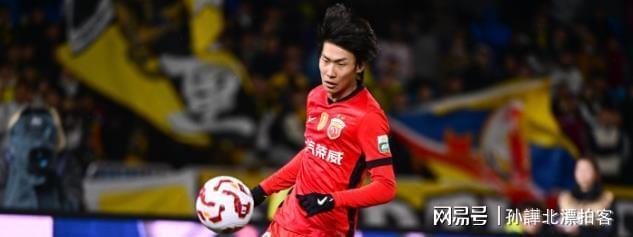 阿扎伦卡迎来十五赛季高光表现，日本队球迷沸腾！